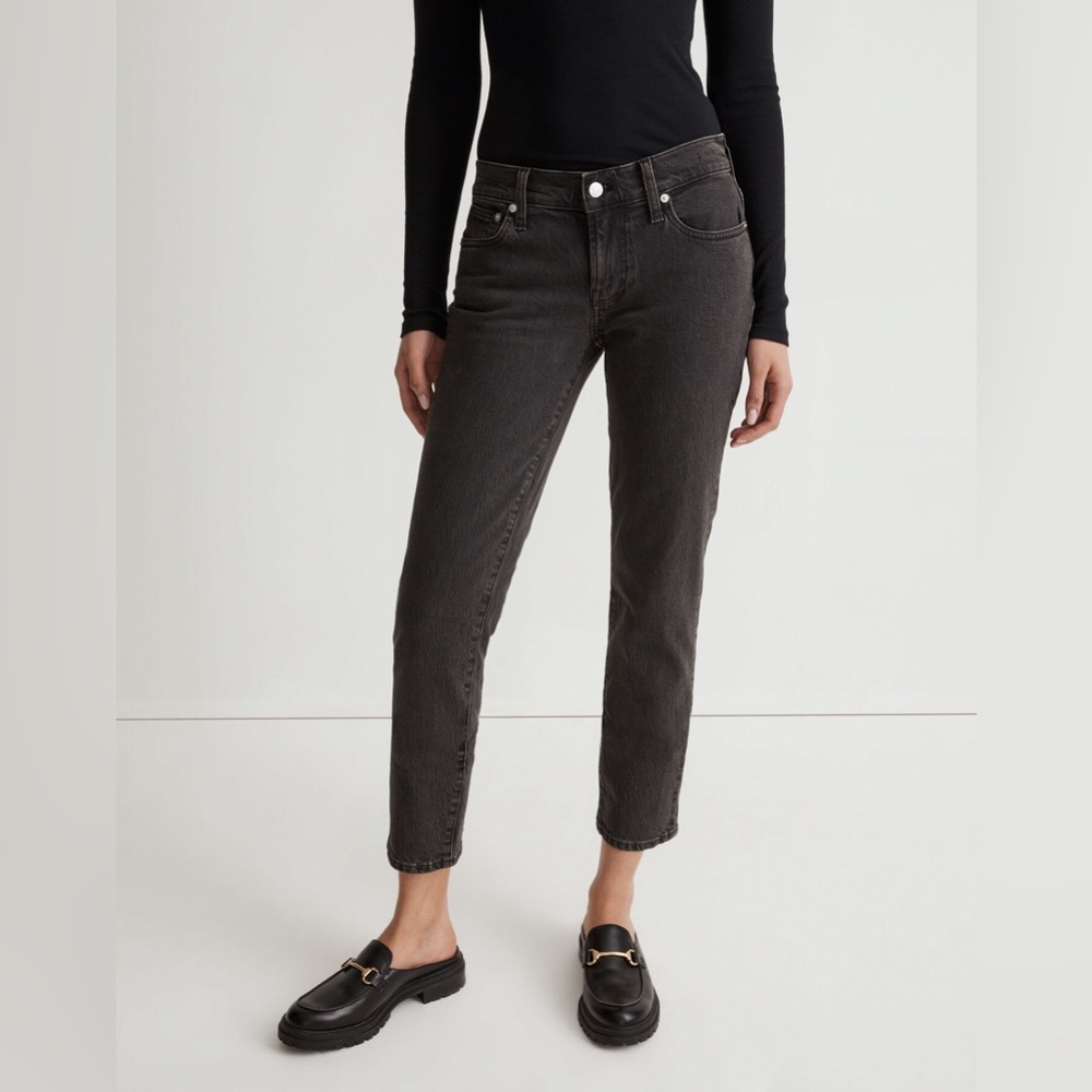 The Low-Rise Perfect Vintage Jean in Lunar Wash
